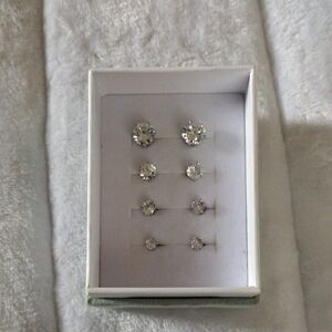 Elegant Silver Stud Earrings Set
